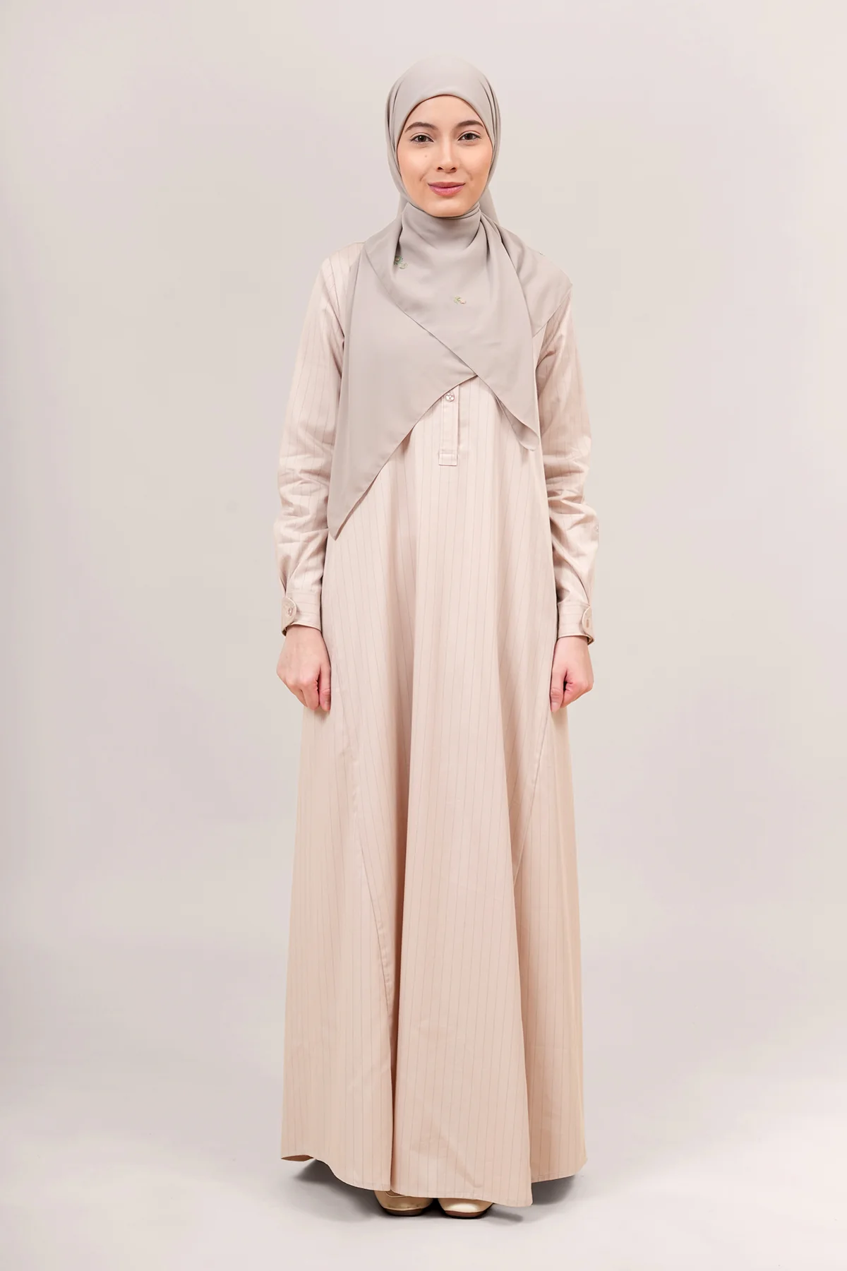 Alora Jubah - Image 2