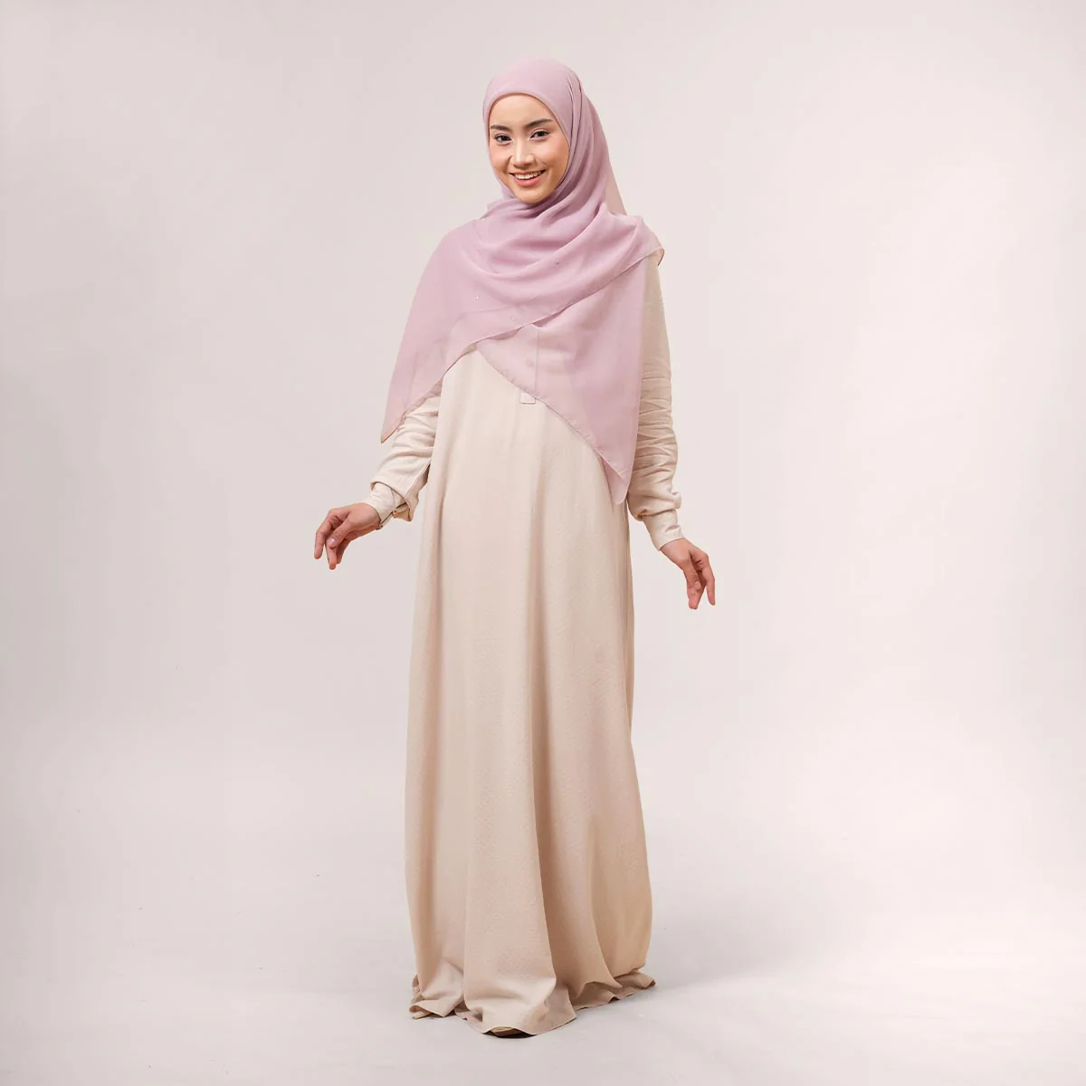 Diamante Voile Square - Image 13