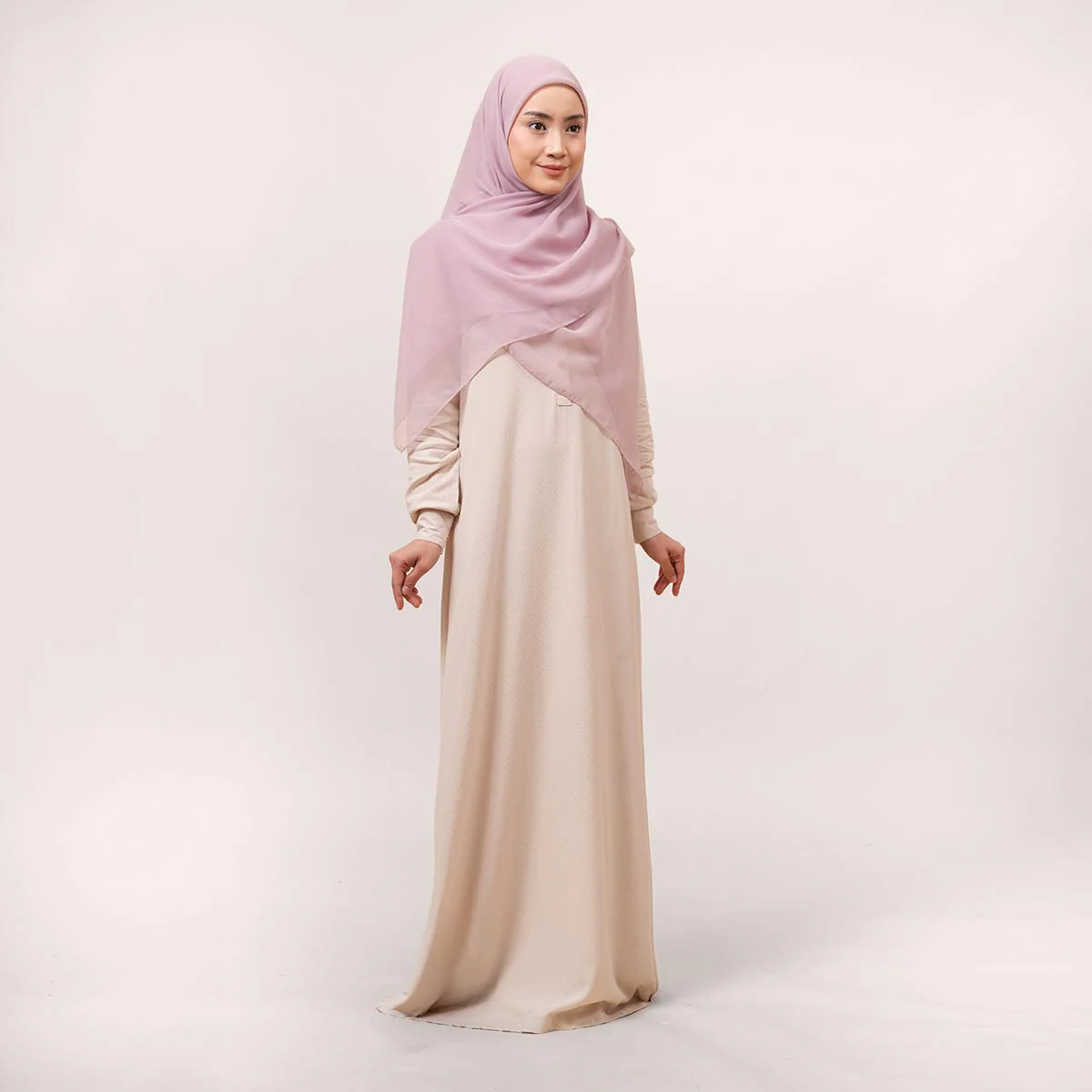 Diamante Voile Square - Image 15
