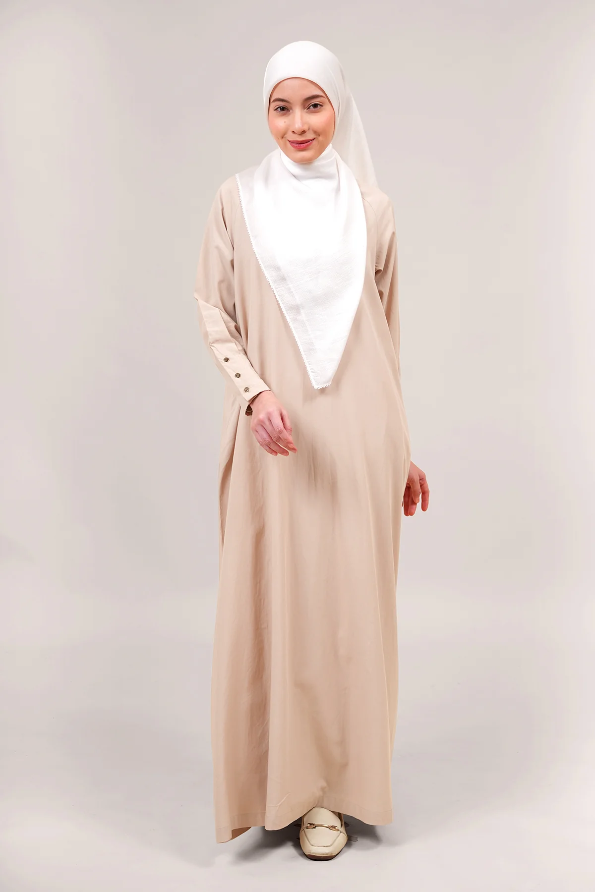 Hanna Jubah - Image 13