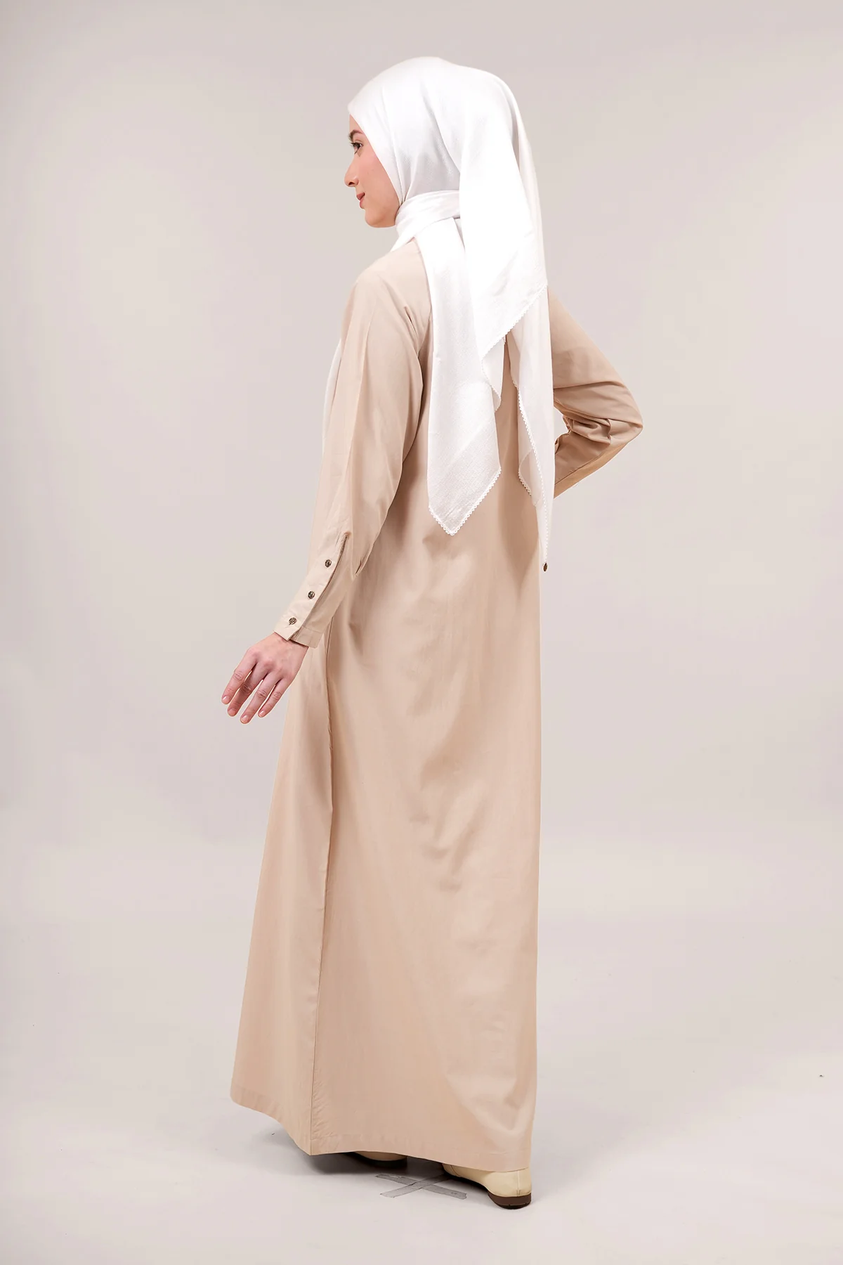 Hanna Jubah - Image 18