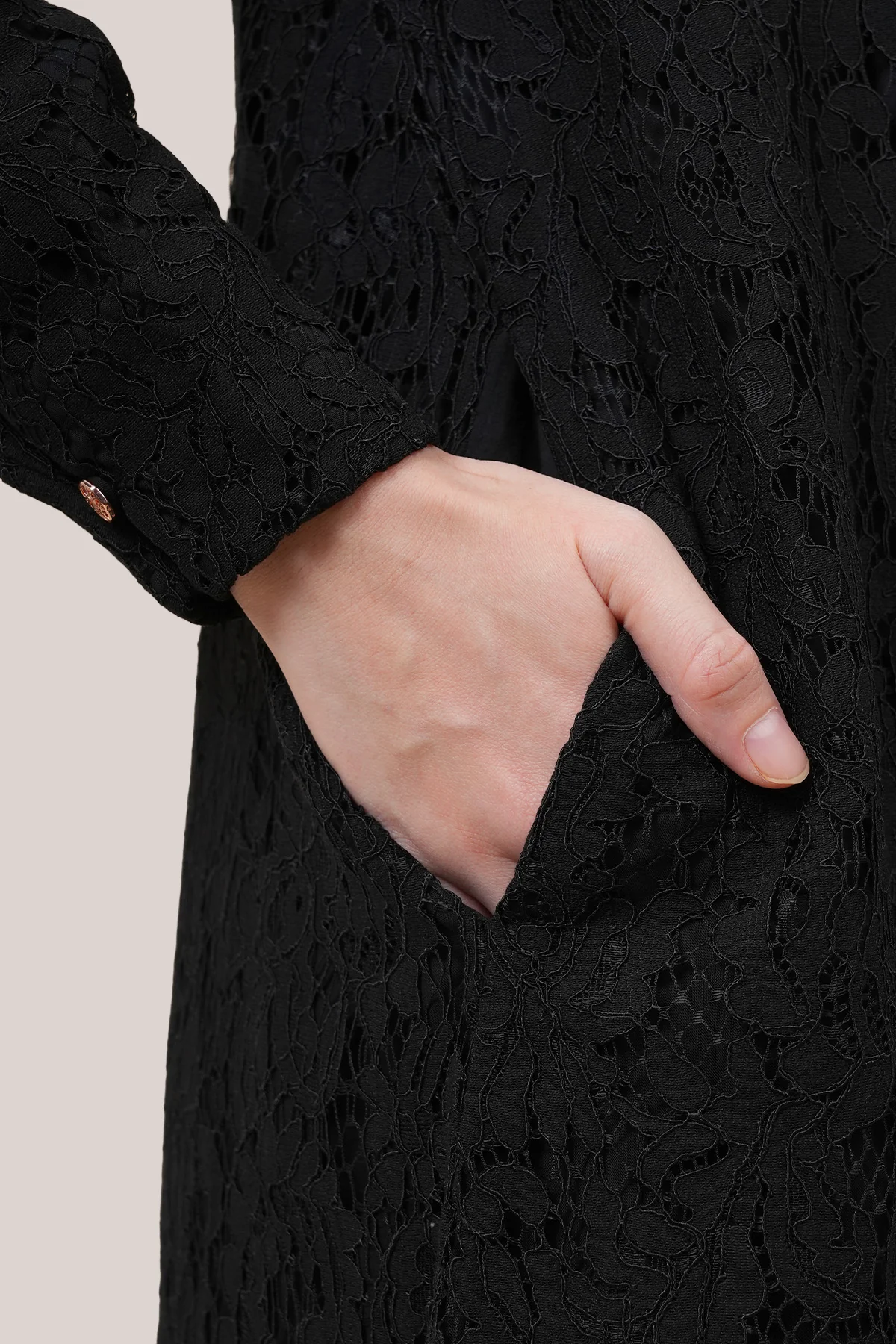 Iris Jubah - Image 13