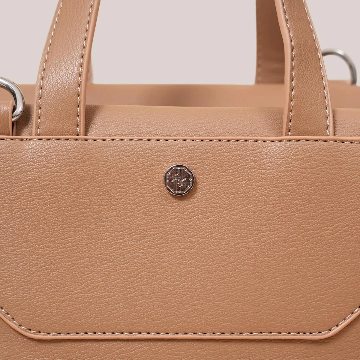 La Pan Duffle Bag (M) - Image 11