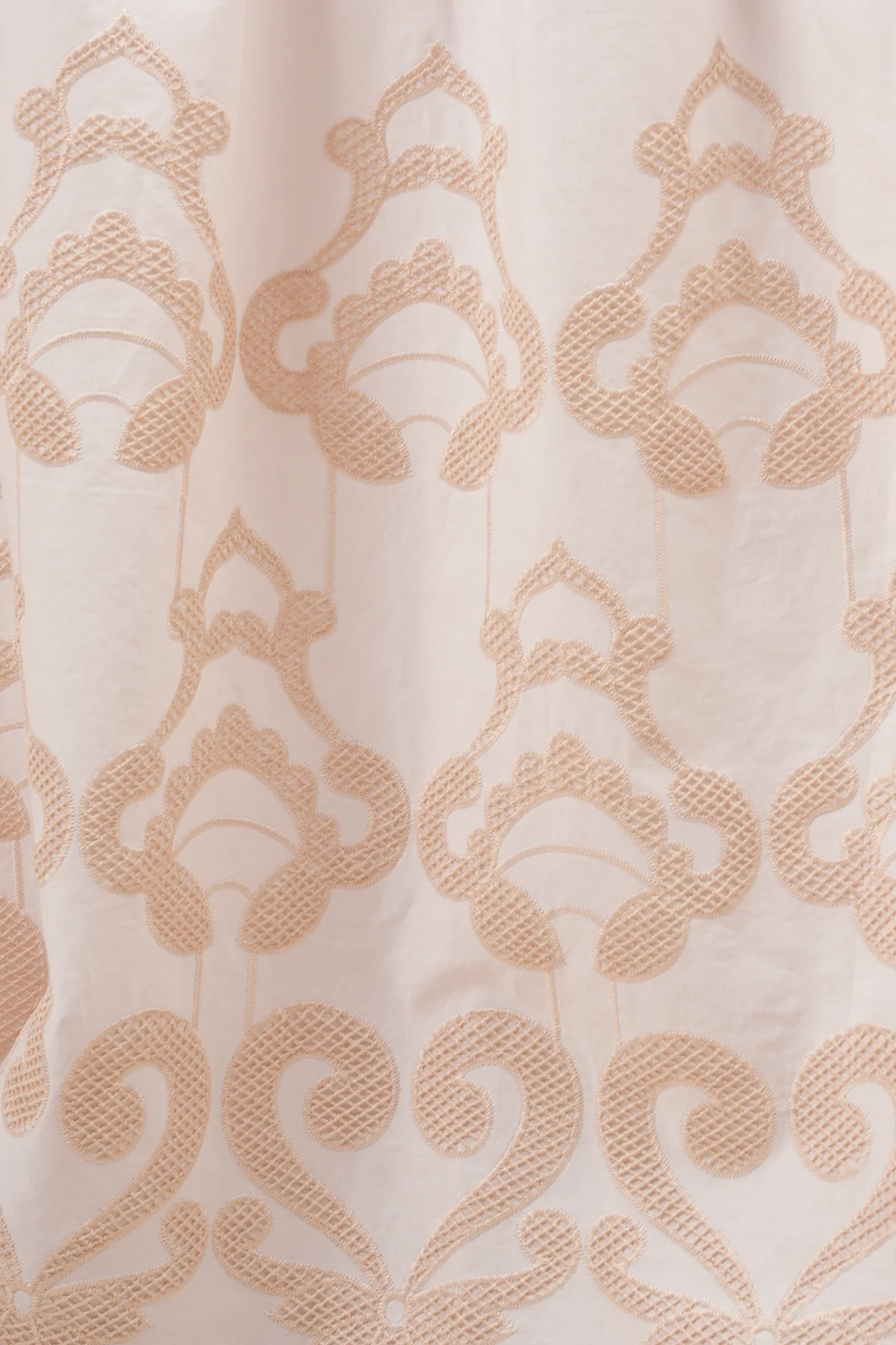 Leora Embroidery Jubah - Image 12