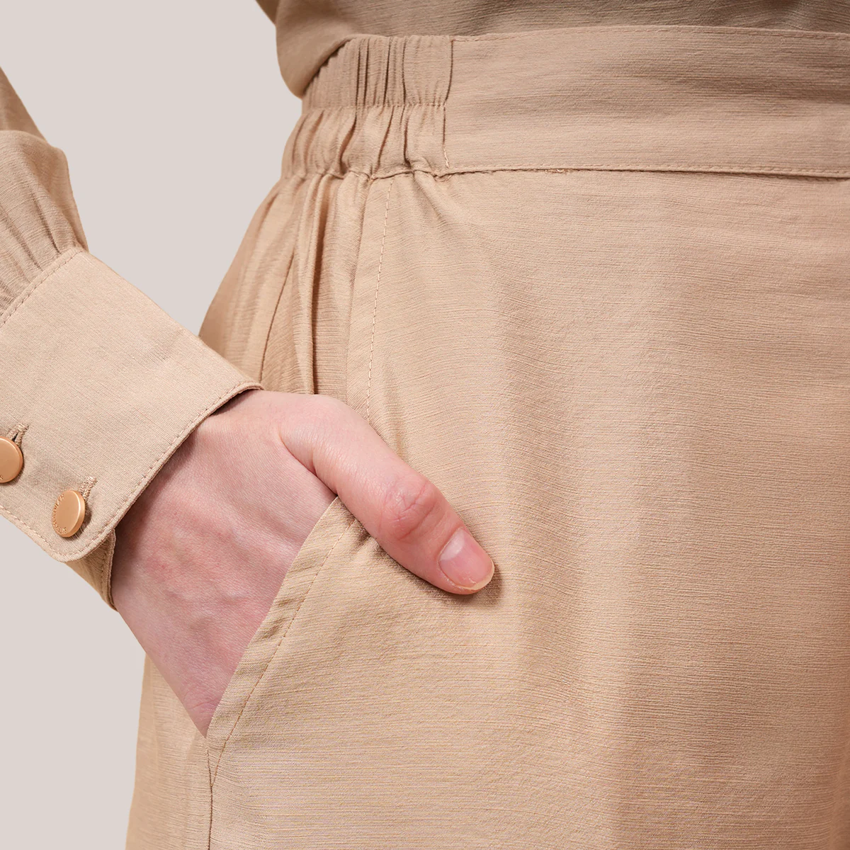Lumira Sheen Co-ord - Image 24