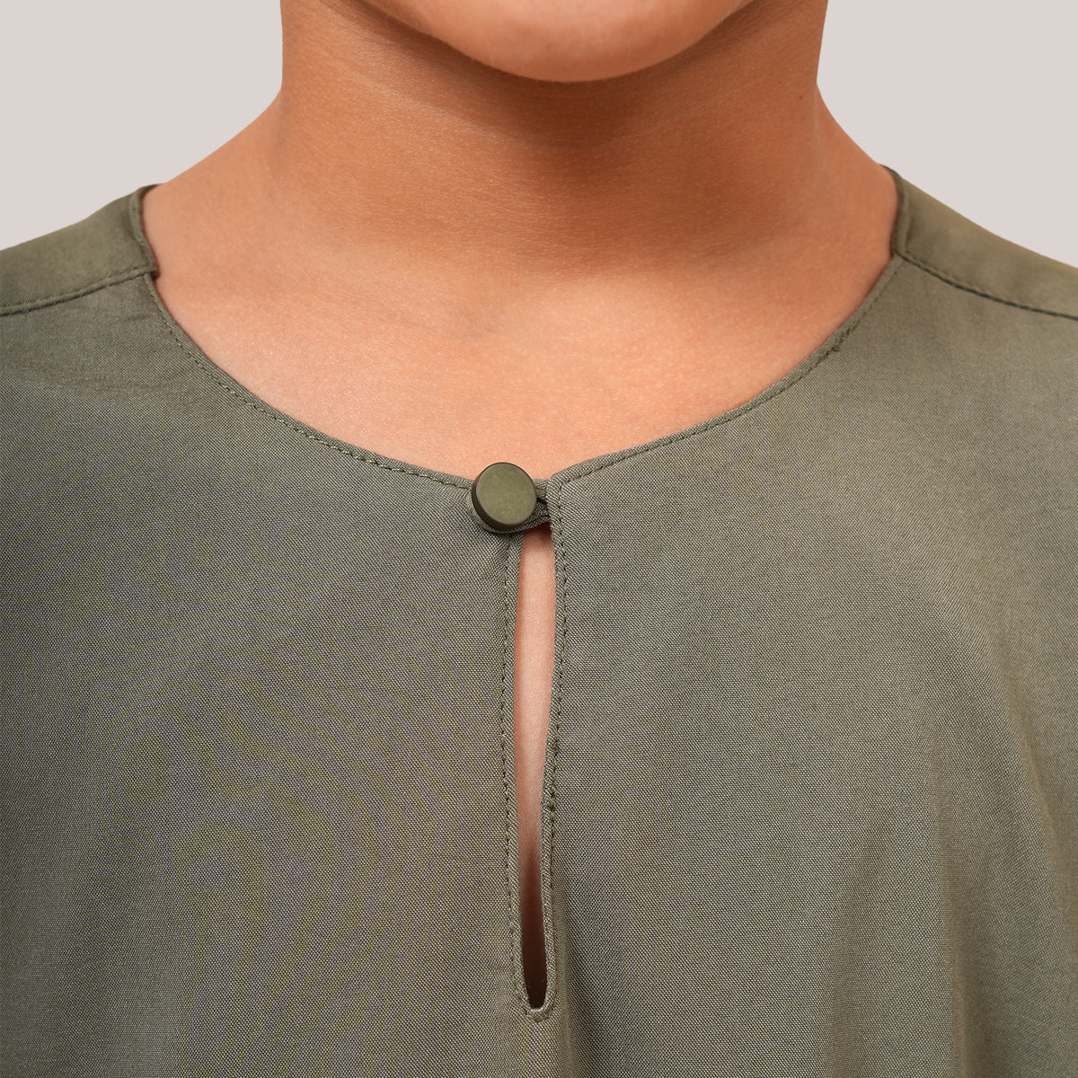 Mikhail Thobe Kids - Image 12