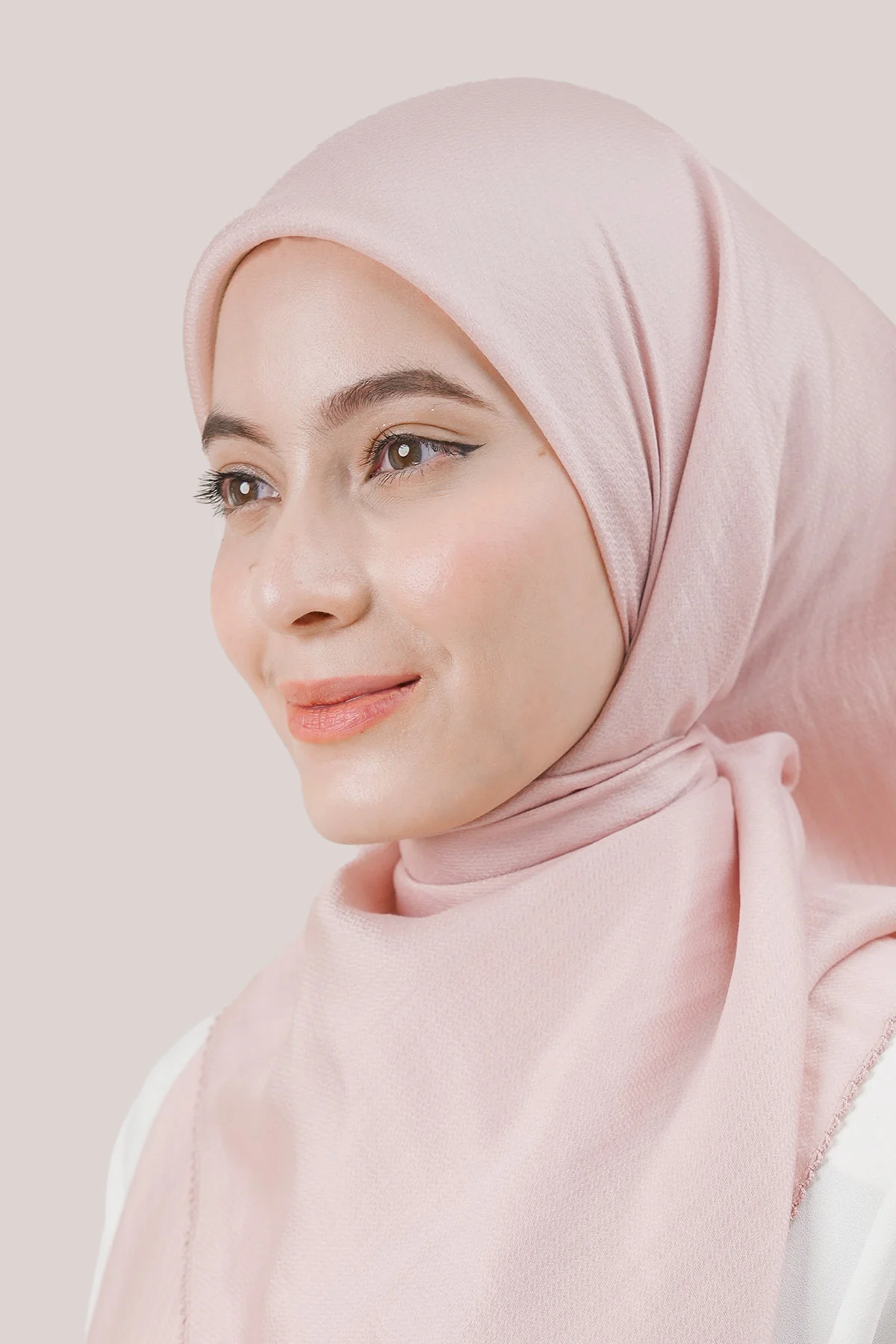 Nawal Tencel - Image 11