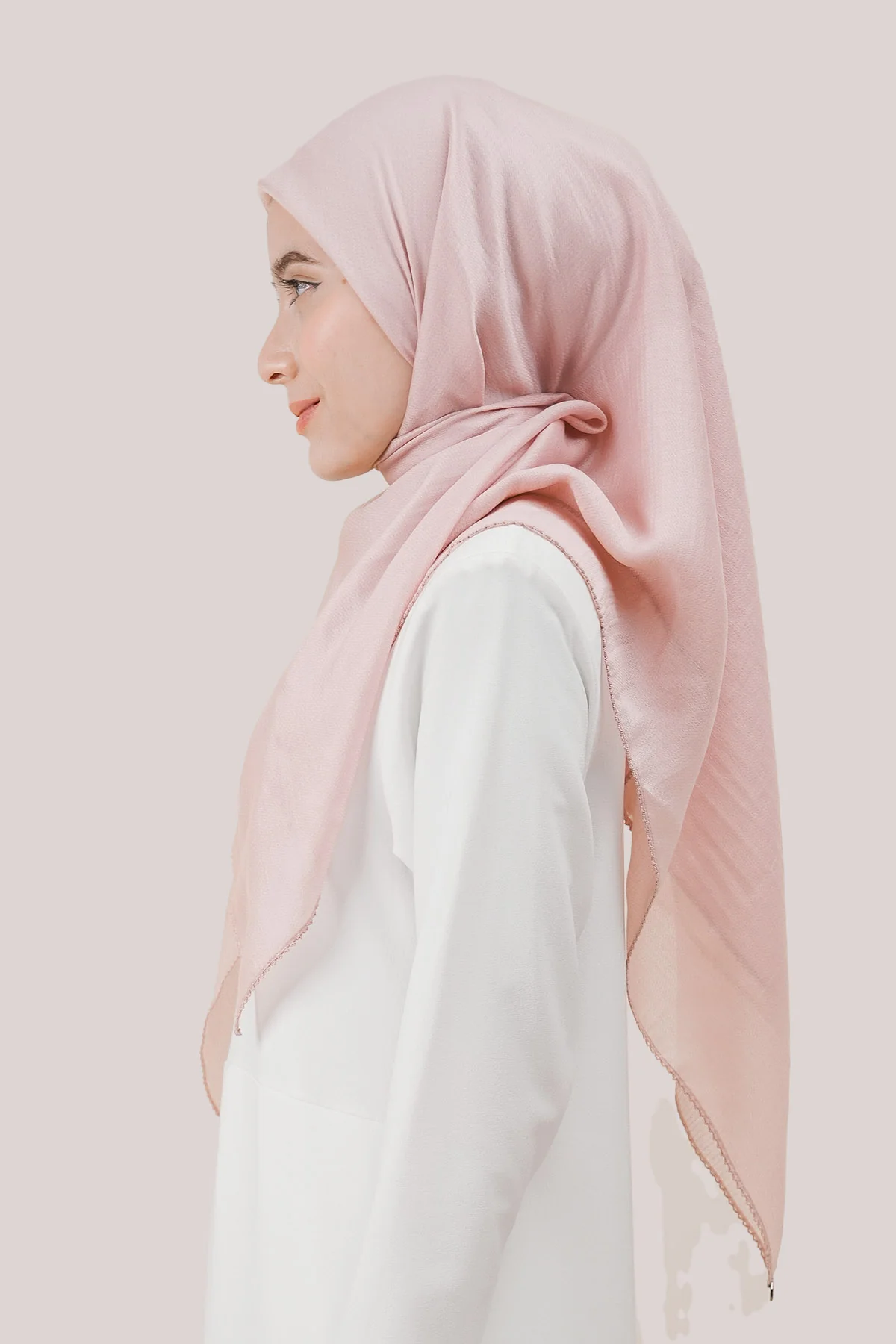Nawal Tencel - Image 12