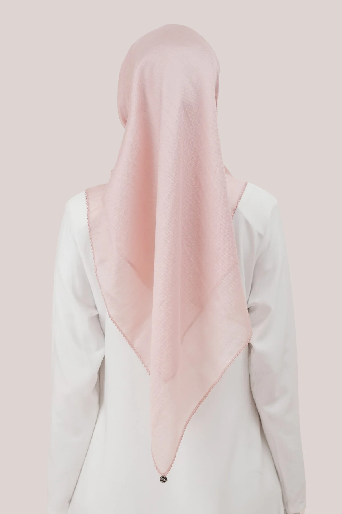 Nawal Tencel - Image 14
