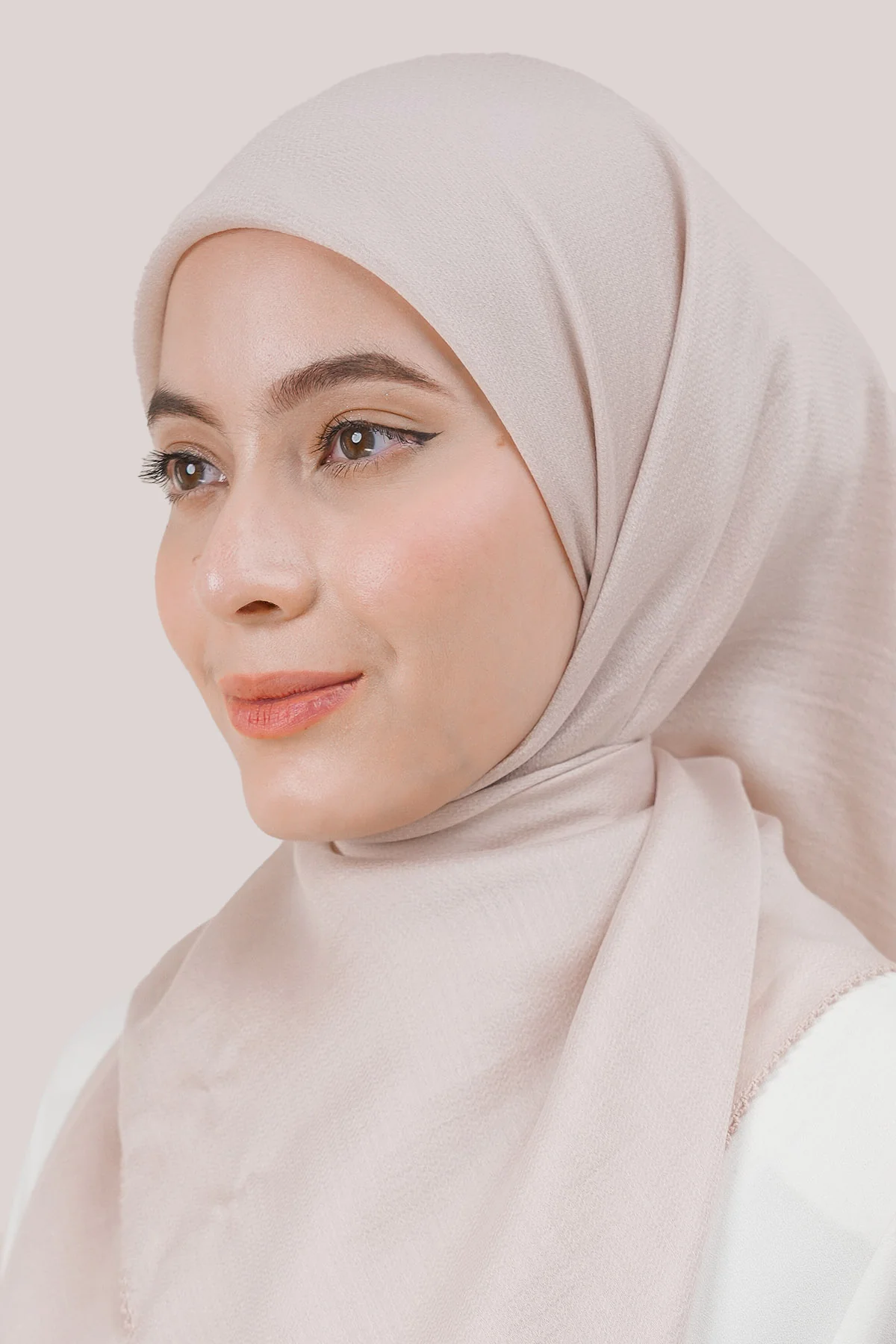 Nawal Tencel - Image 19