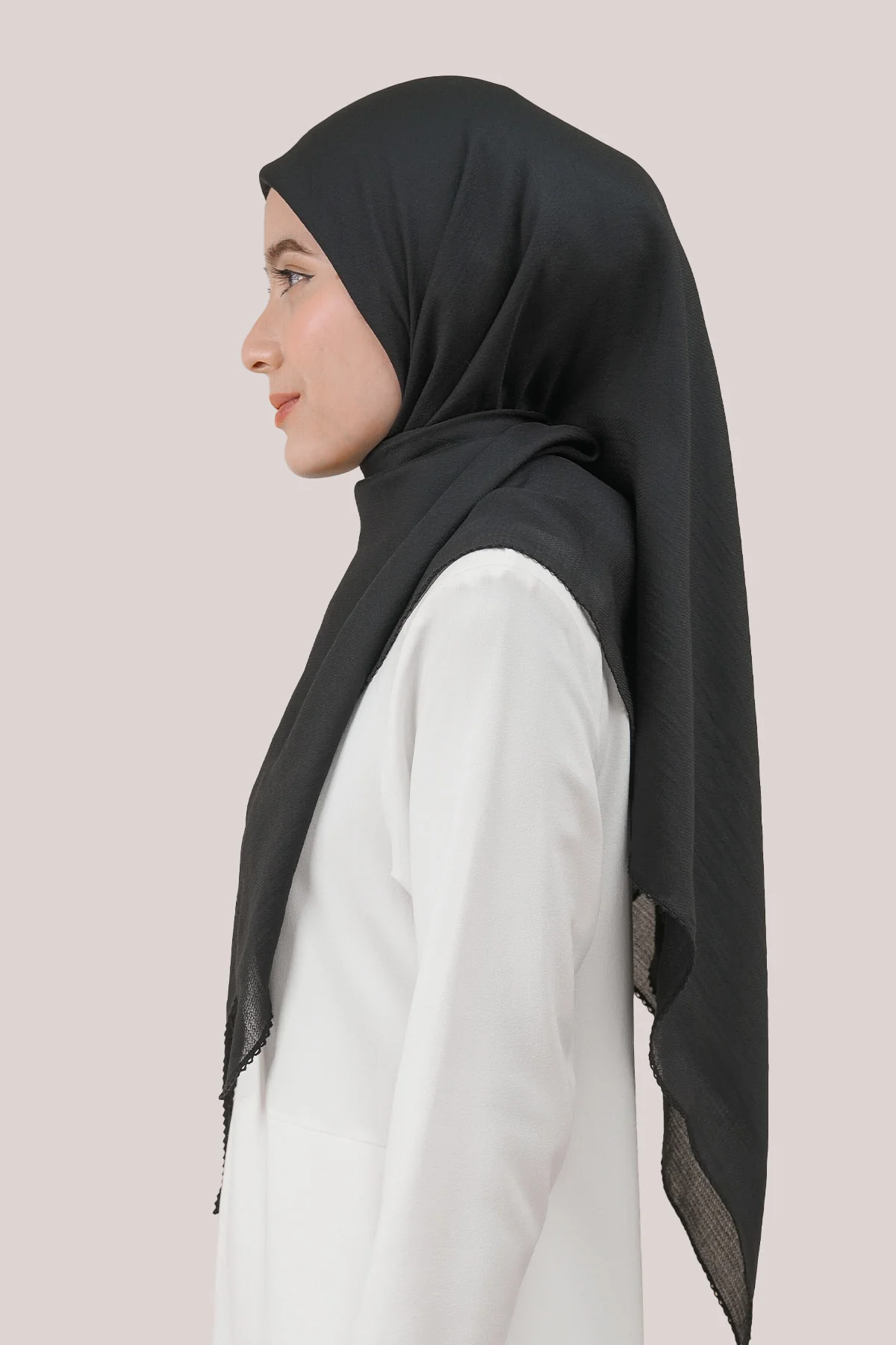Nawal Tencel - Image 36