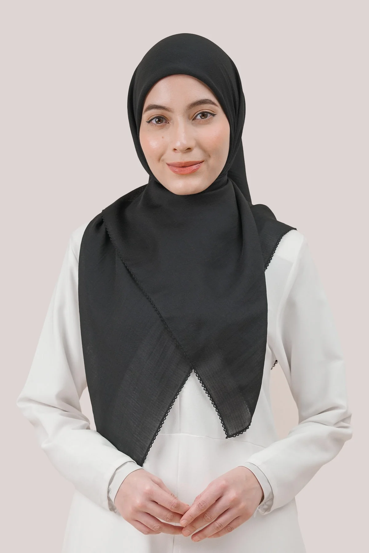 Nawal Tencel - Image 37