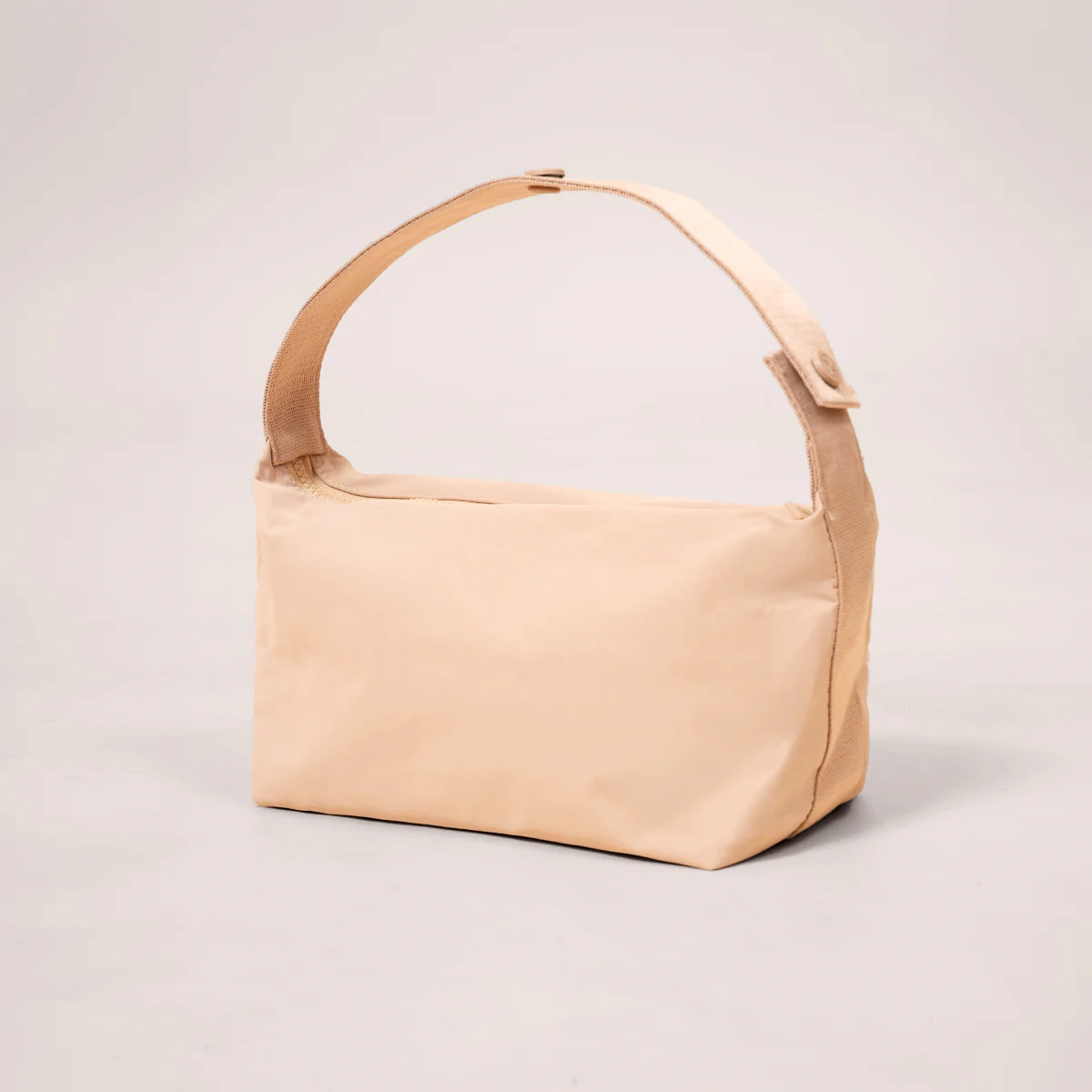 Noa Pouch Bag - Image 12