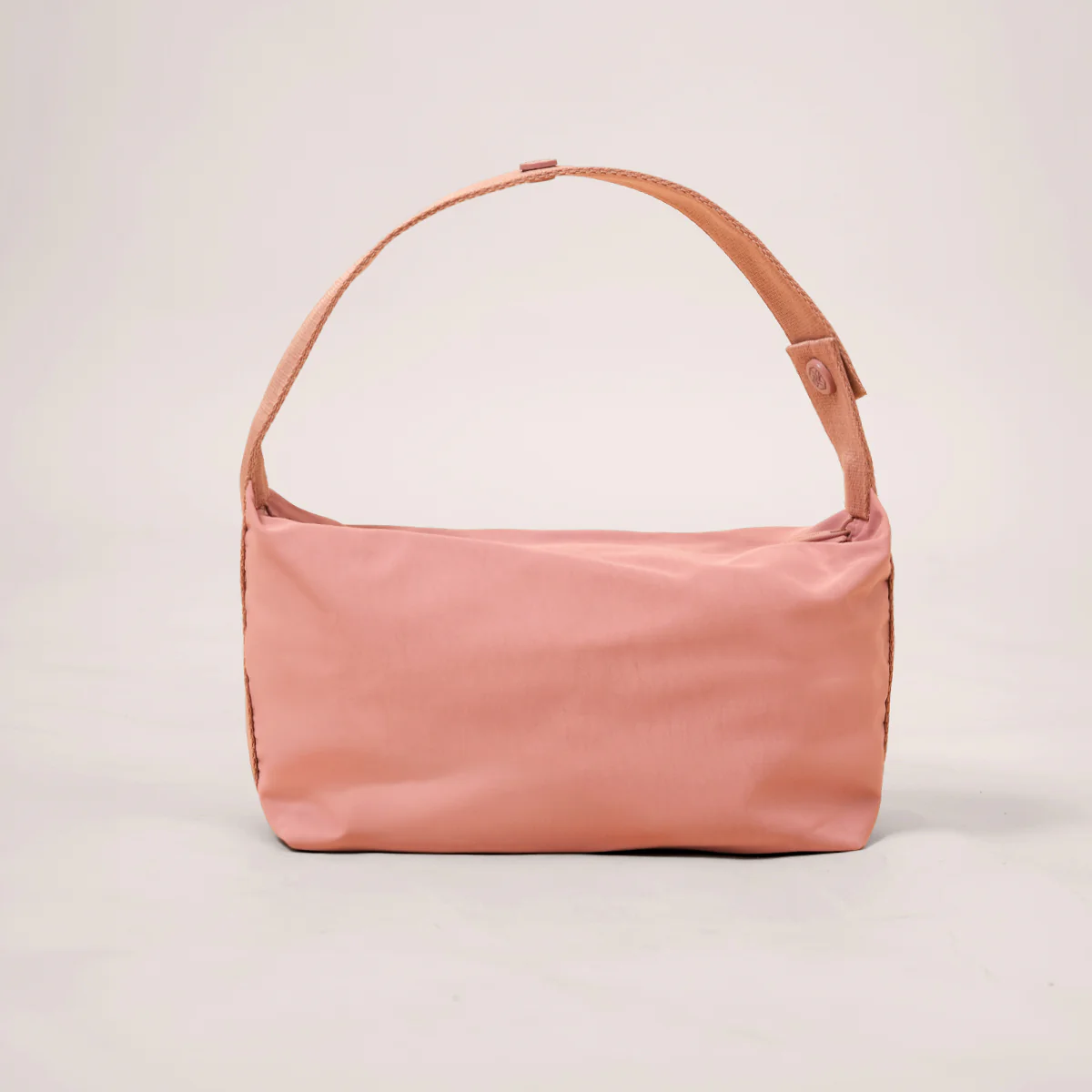 Noa Pouch Bag - Image 13