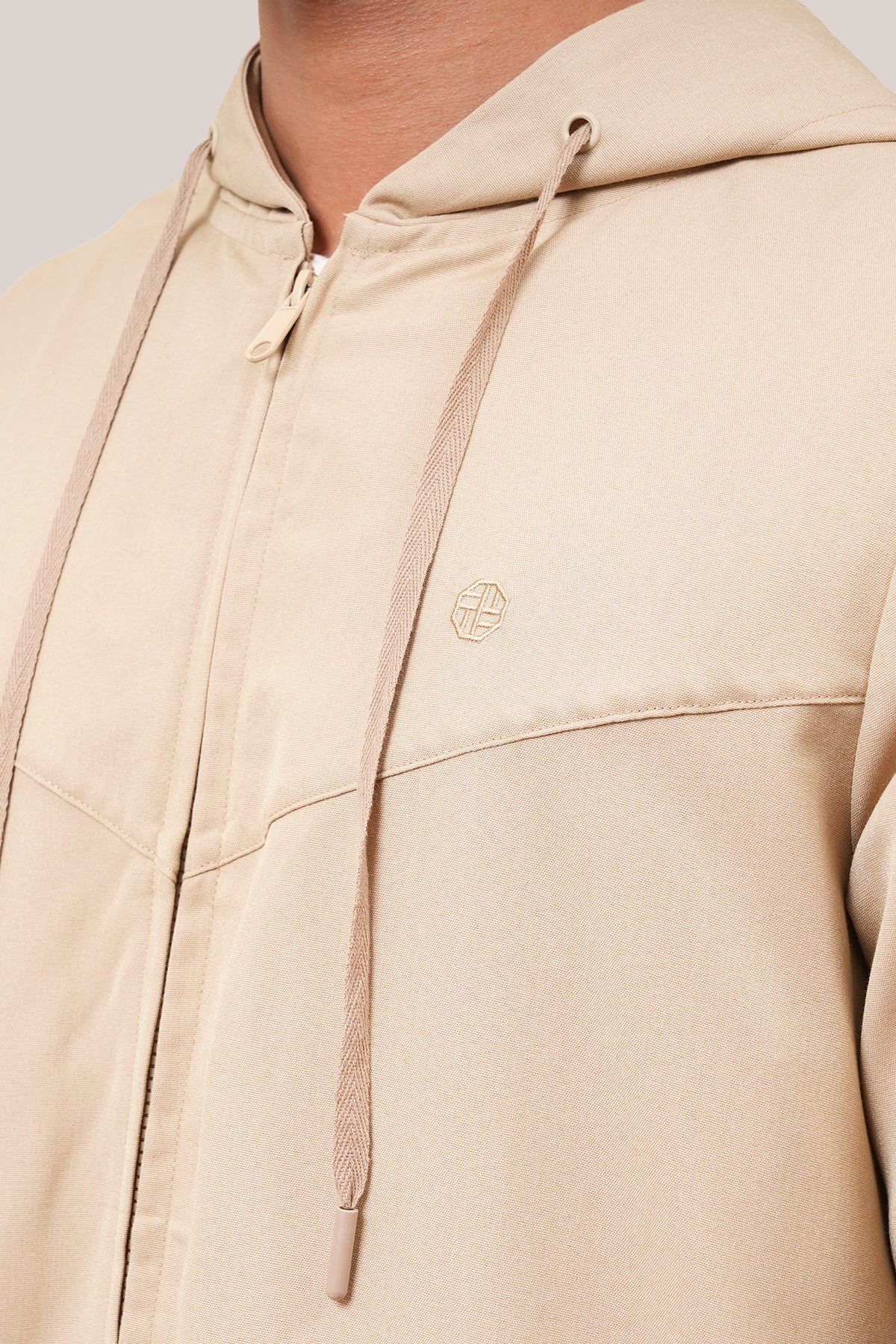 Salman Thobe Outerwear - Image 15