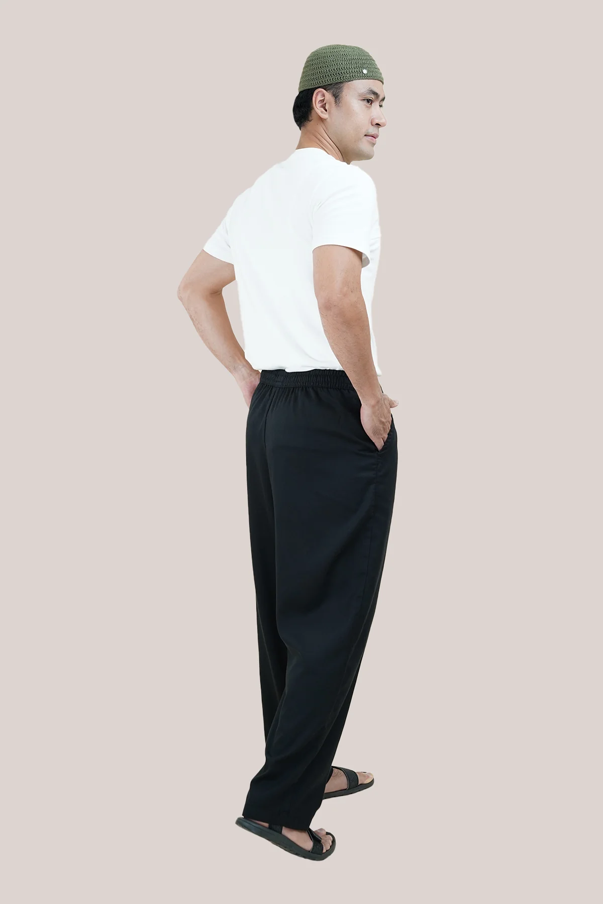 TC Men Relaxed Pants - Image 23