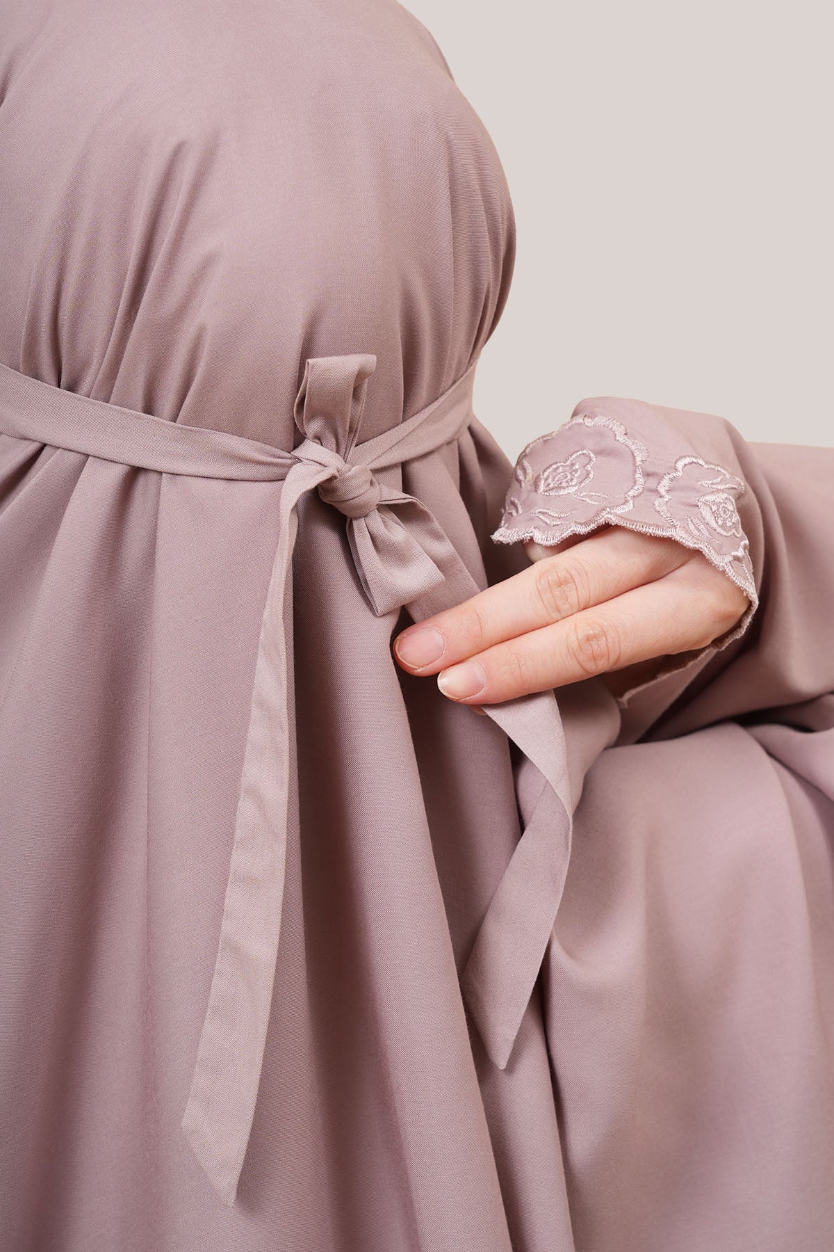 Telekung Broderie Jenna - Image 28