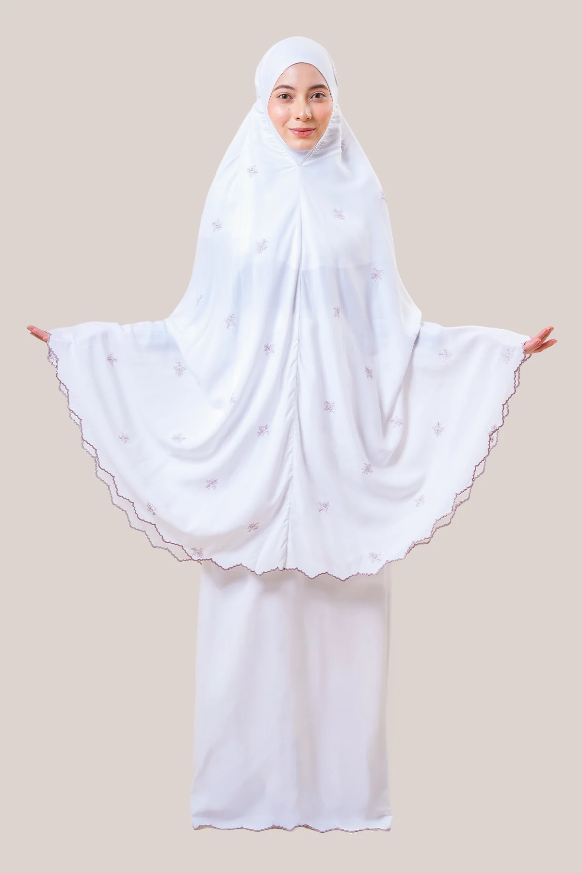 Telekung Broderie Madiha - Image 15