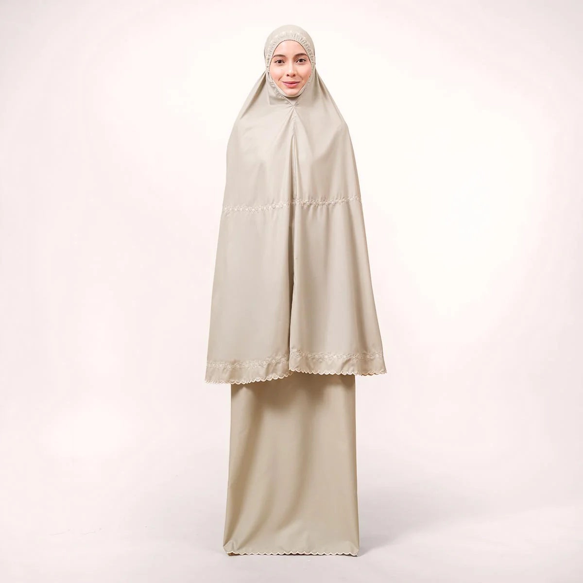 Telekung Broderie Naira - Image 8