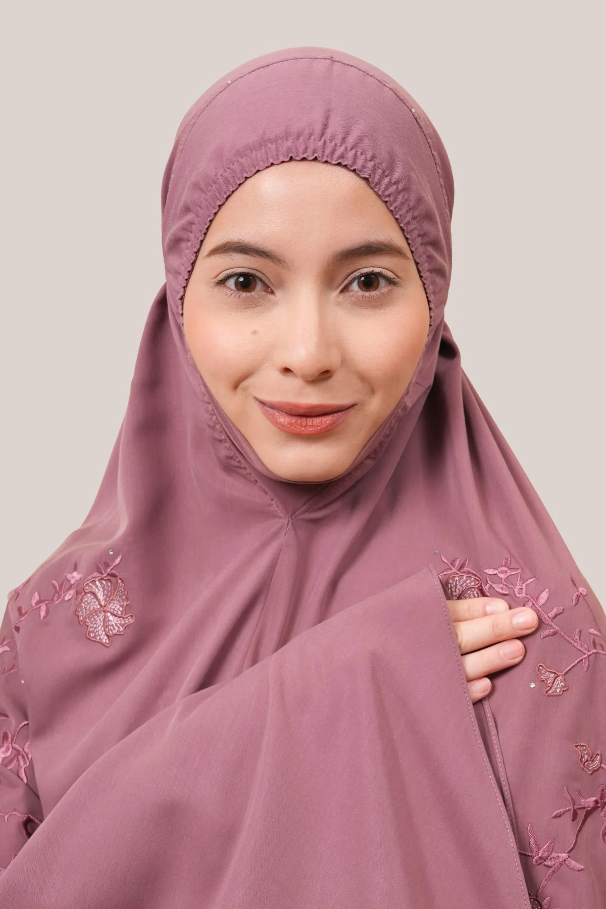 Telekung Broderie Rania - Image 22