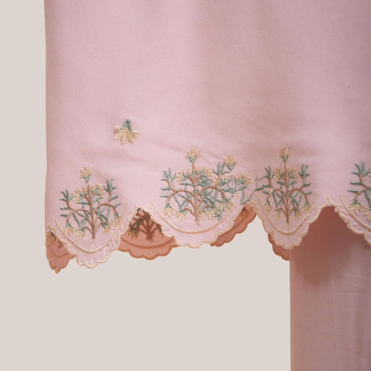 Telekung Broderie Saadiyah - Image 14