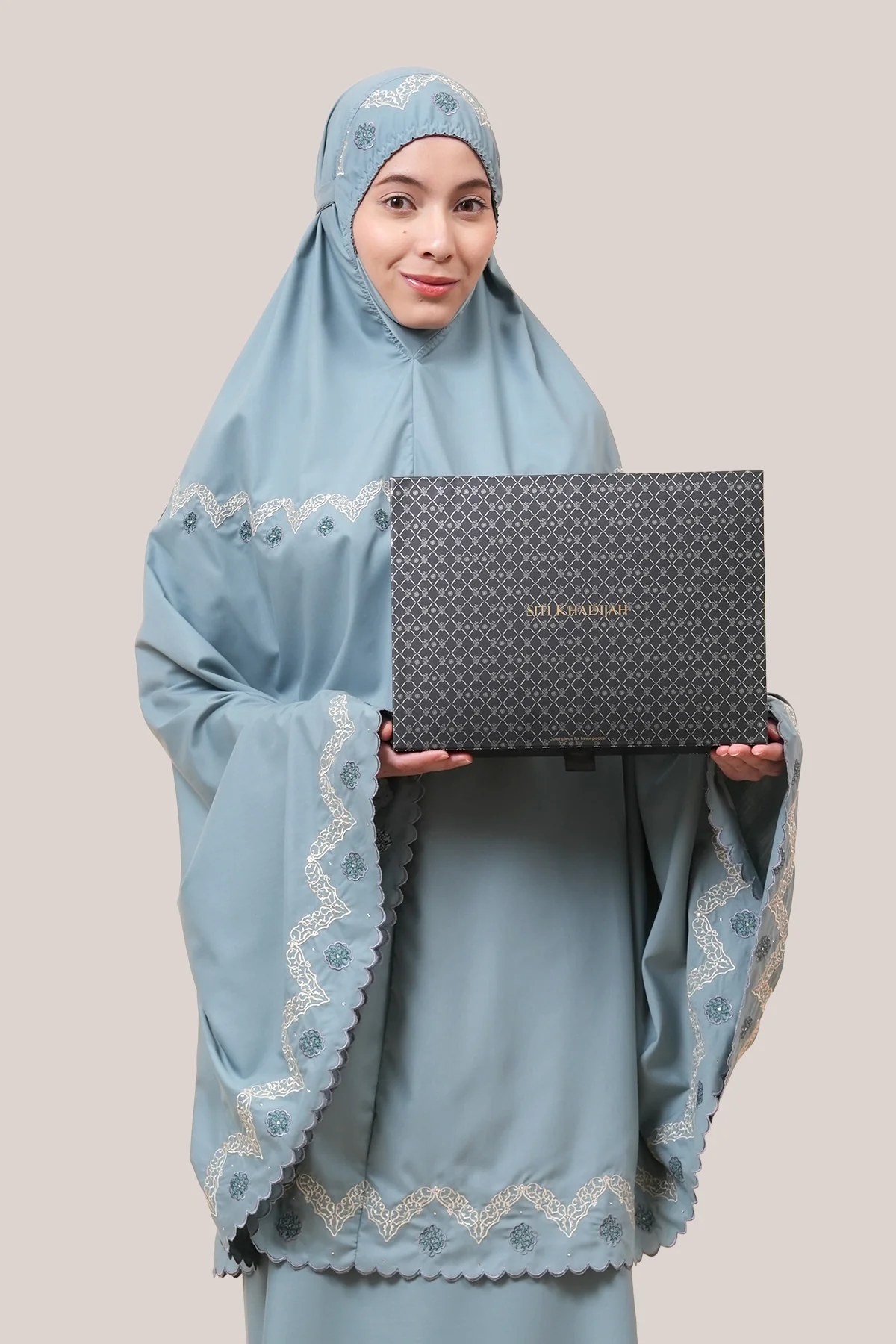 Telekung Broderie Safiye - Image 30