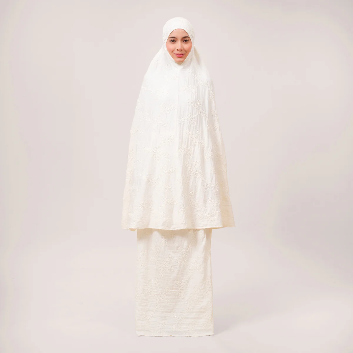 Telekung Broderie Sofeena - Image 9