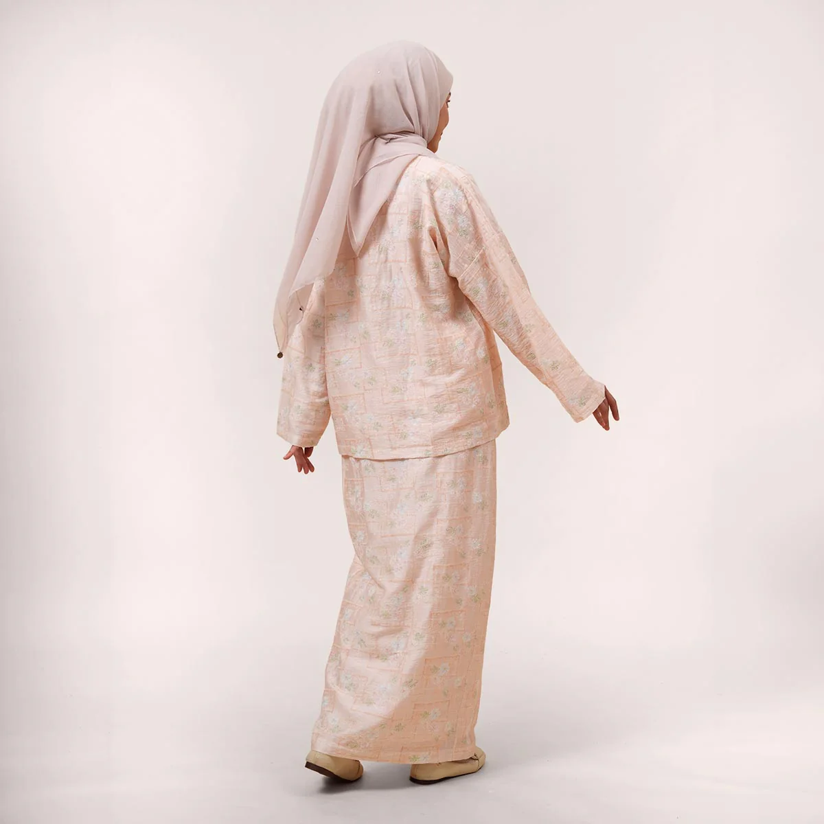 Velora Embroidered Kurung Kedah - Image 4